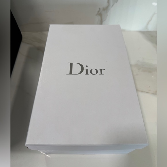 Dior Women’s Retro Escar 9cm Patent Leather Pumps, Black, SIZE: 38.5 - Picture 3 of 16